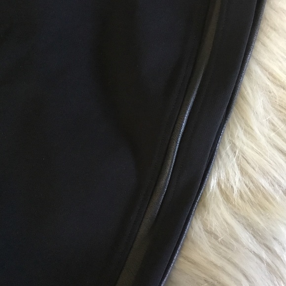 Spanx Faux Leather Detail Track Legging Jogger S - Picture 7 of 7